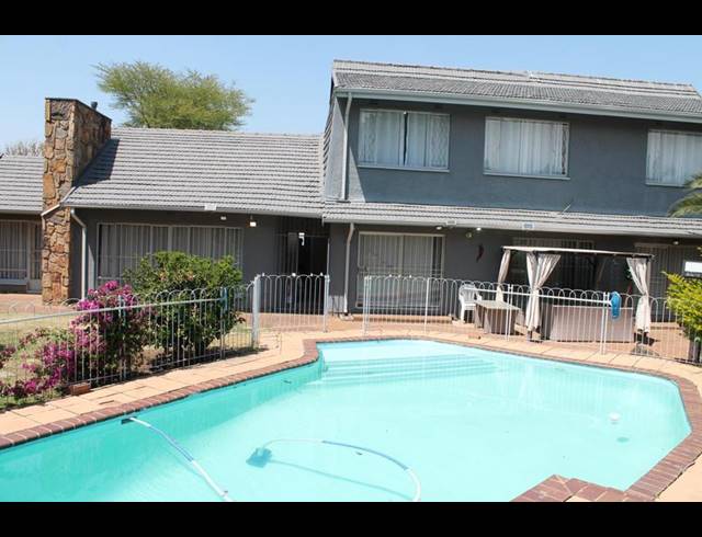 6 BEDROOM HOUSE FOR SALE IN DOWERGLEN